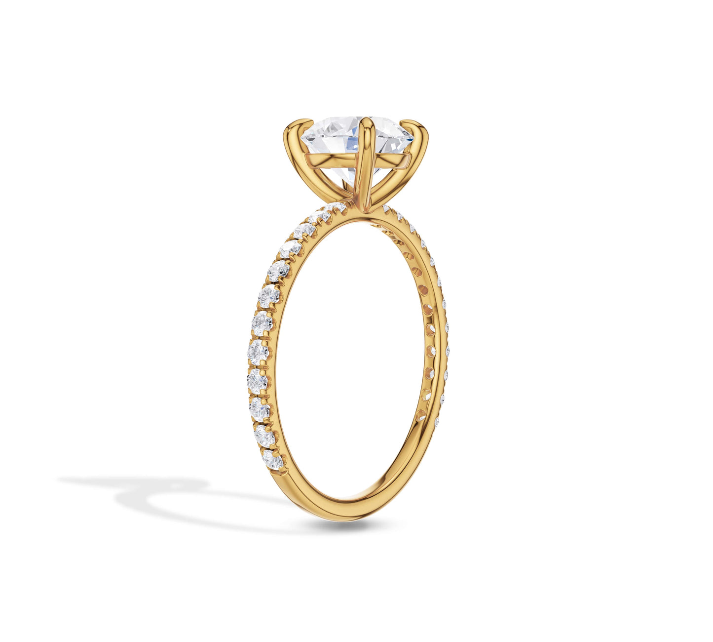 Timeless engagement ring with center round cut diamond