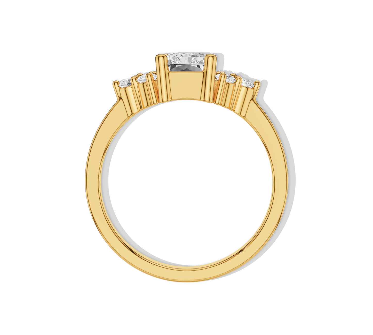 Elegant yellow gold ring with radiant and round diamonds