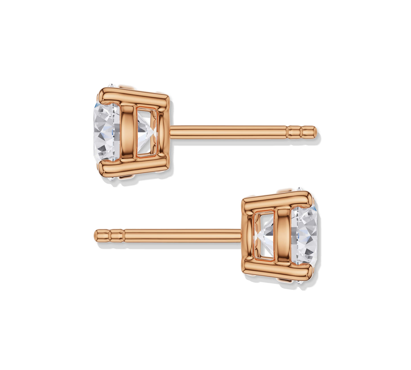Elegant diamond earrings in gold