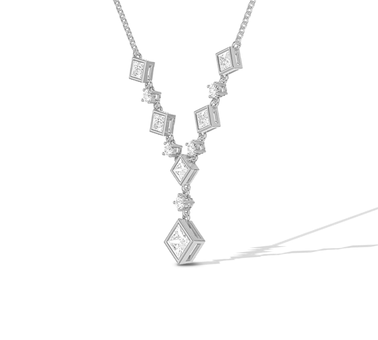 Chic gold diamond necklace with princess stones