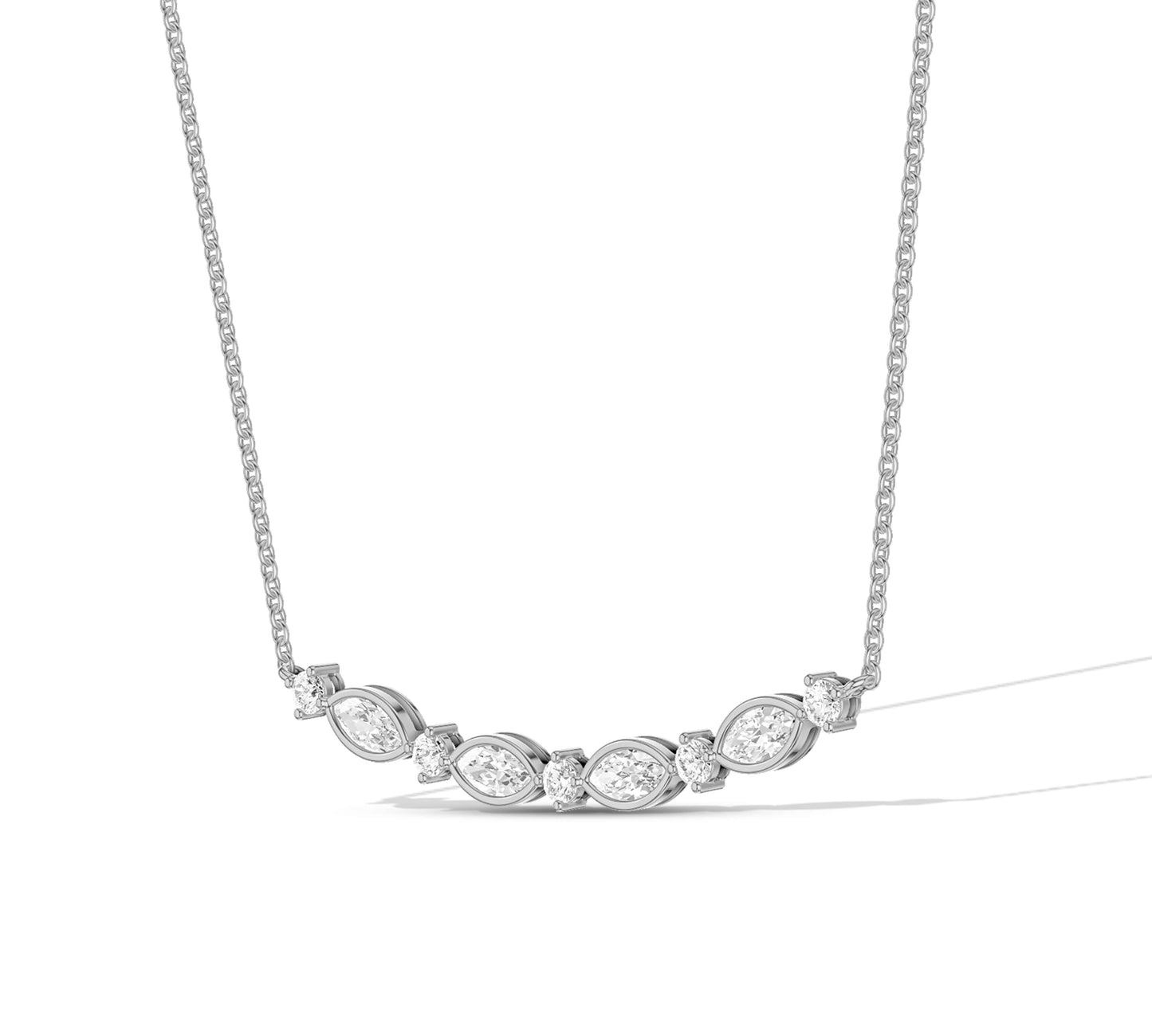 Minimal and romantic diamond necklace in rose gold