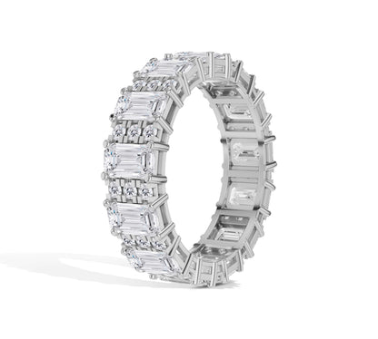 Sparkling full eternity band featuring emerald-cut diamonds in yellow gold