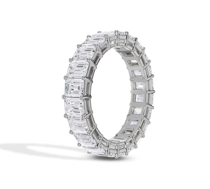 Full diamond ring with modern cuts