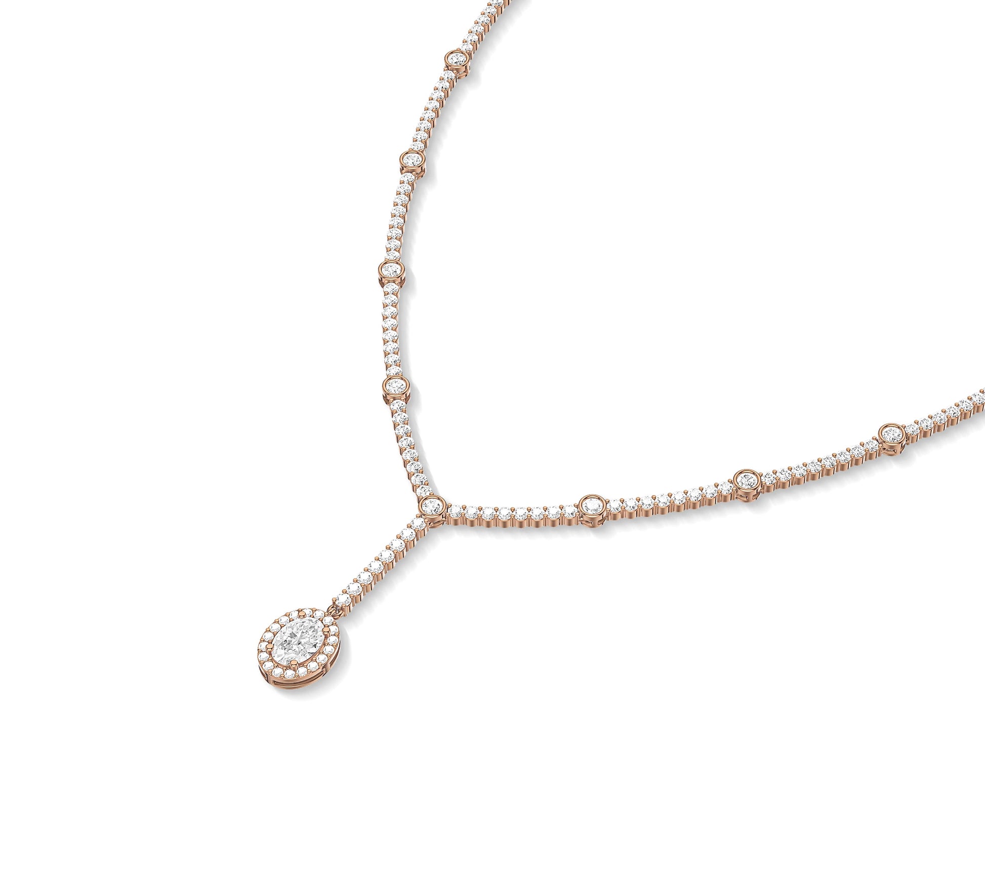 Oval shape cluster pendant in luxurious gold