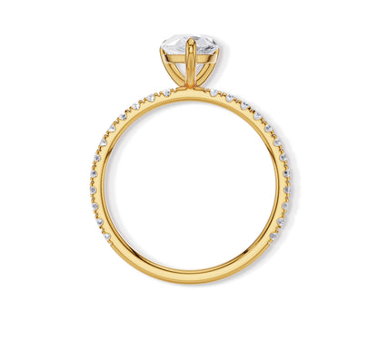 Sparkling yellow gold ring with pear diamond