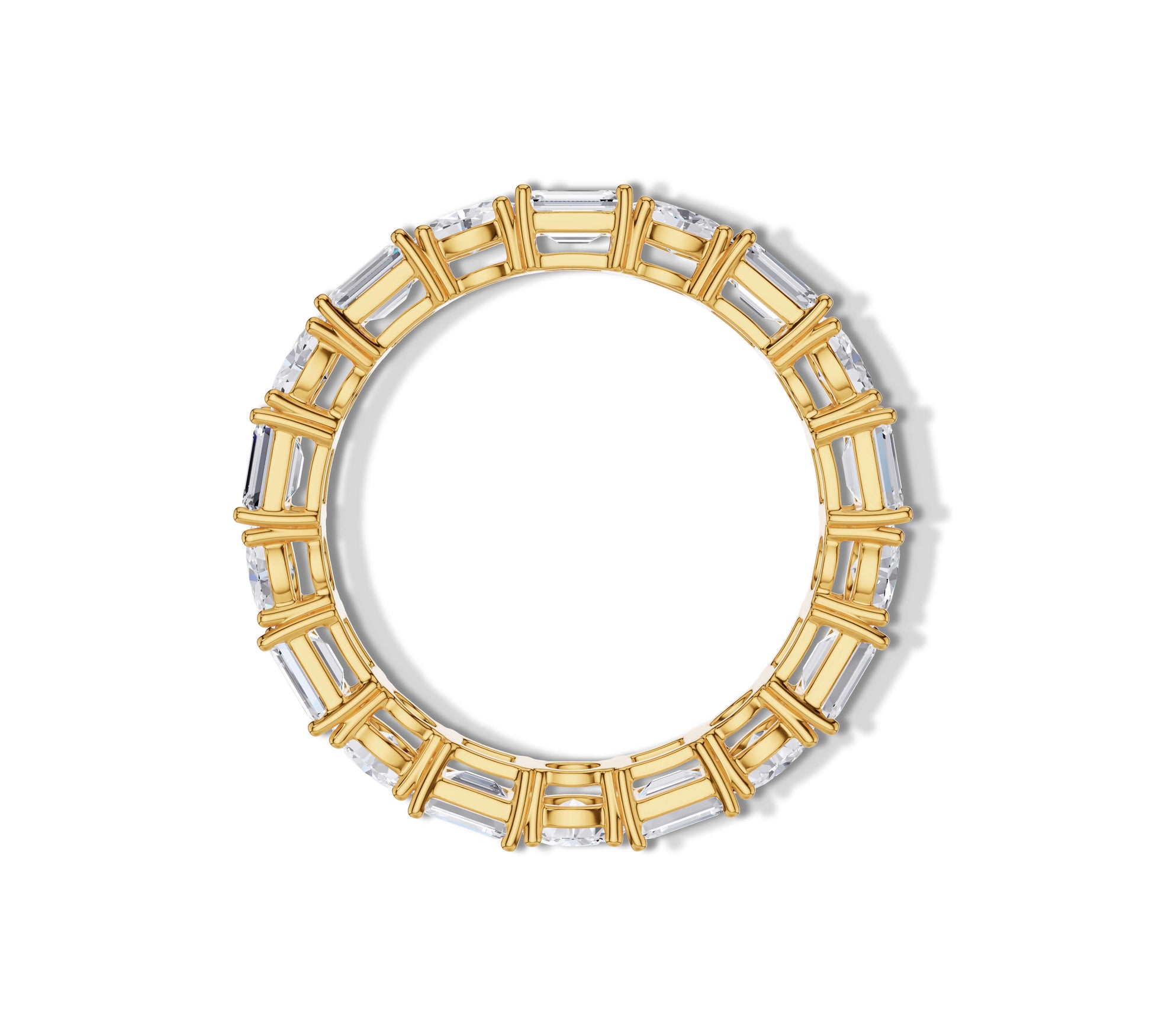 Unique gold ring with alternating diamond shapes