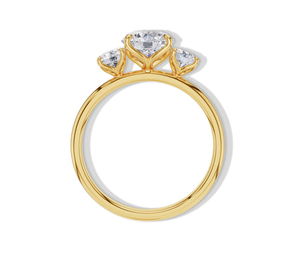 Yellow gold ring with three diamonds