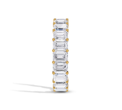 Bold diamond band for special occasions