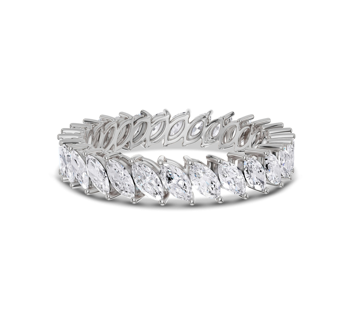 Full eternity ring with pointed diamonds