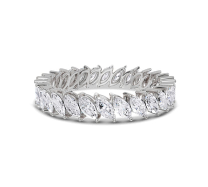 Full eternity ring with pointed diamonds