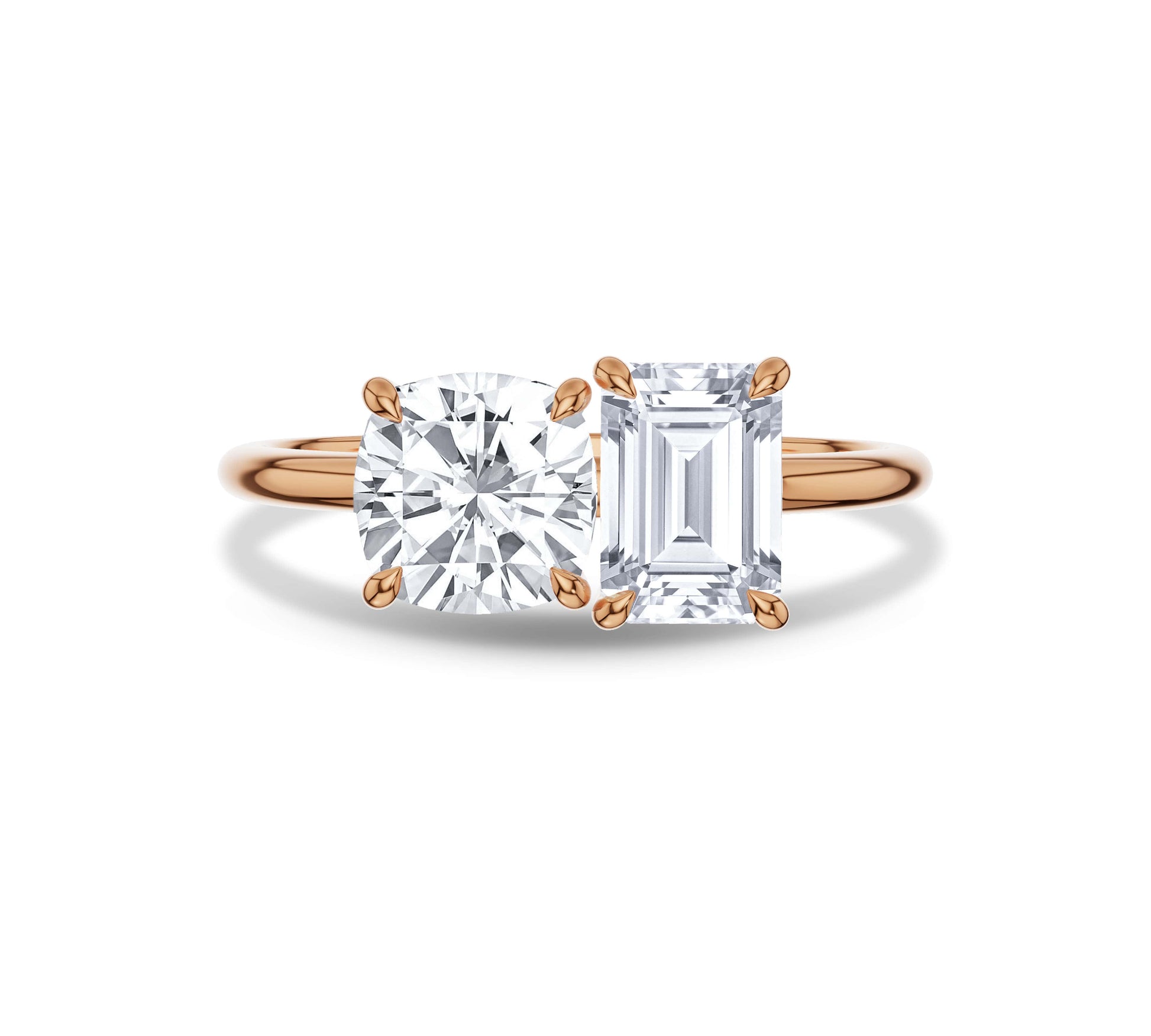 Cushion and emerald cut rose gold Toi et Moi diamond ring