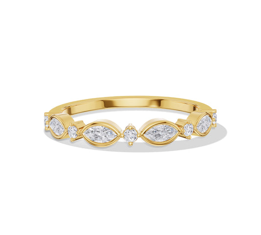 Unique diamond ring with alternating marquise and round stones