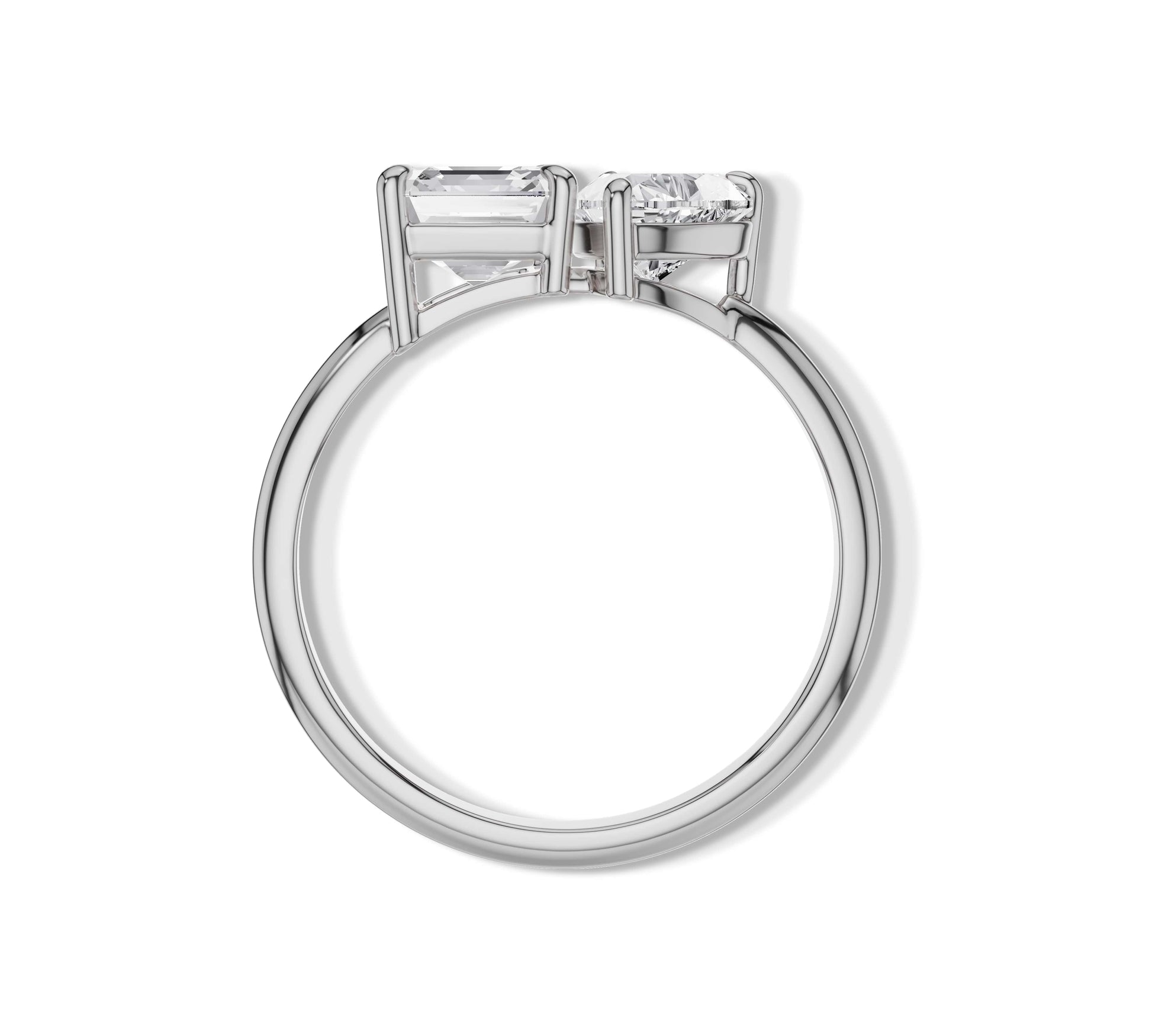 Chic white gold modern ring with heart and asscher cut gemstones