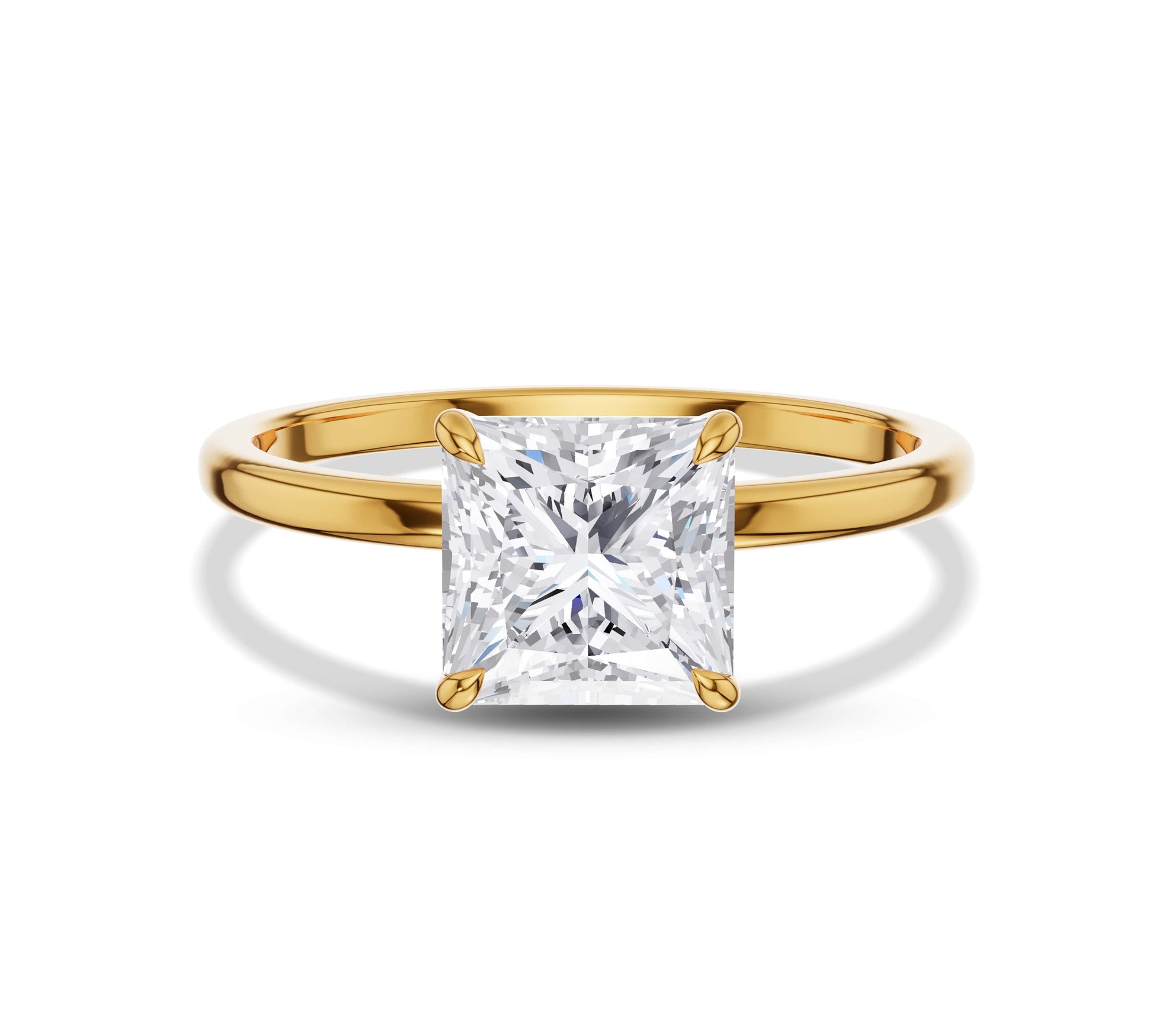 Princess shaped diamond ring in 18K yellow gold solitaire setting