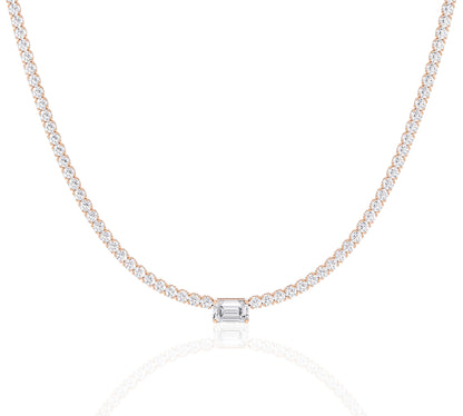 Emerald diamond necklace in gold setting
