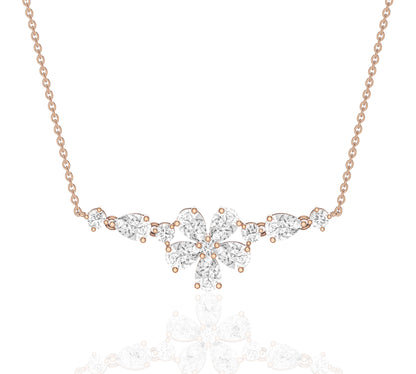 Petal-shaped diamond design necklace in gold