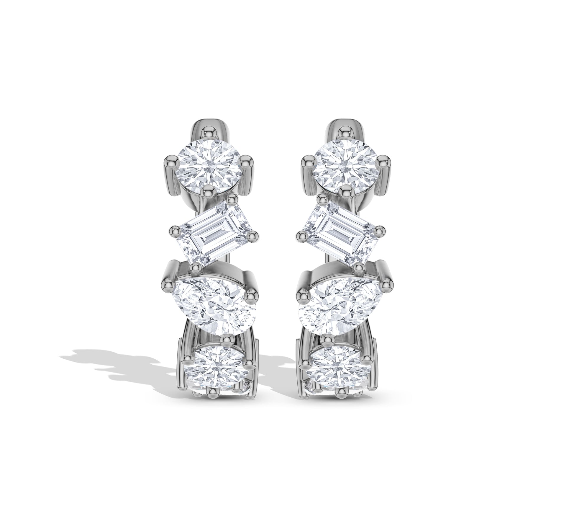 Gold earrings with brilliant and baguette sparkle